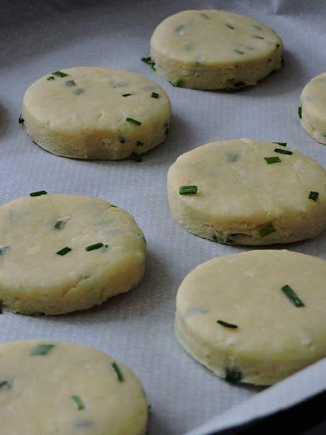 Scones (pogácsa) con cebollin y queso (sin levar y listos en 25 minutos)