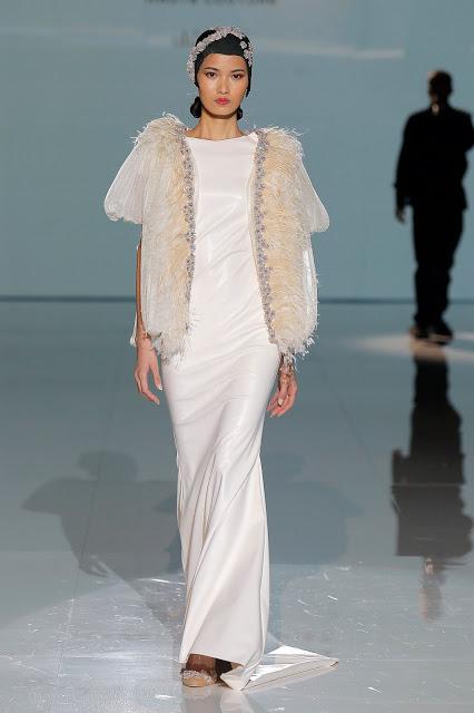 Isabel Zapardiez nos invitar a viajar a un Japón lleno de emociones con su nueva colección para novias 2018