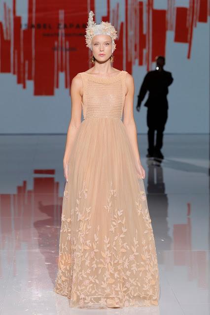 Isabel Zapardiez nos invitar a viajar a un Japón lleno de emociones con su nueva colección para novias 2018