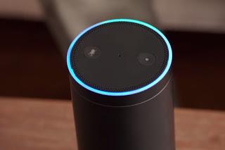 Alexa de Amazon ahora podra susurrar, repetir palabras y cambiar su tono