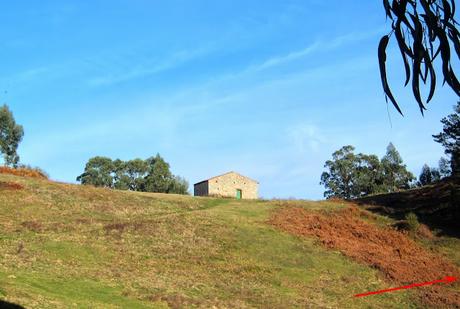 De Buelna a Pimiango (Senda costera por Cobijeru , El Pindal y Monasterio de Tina)