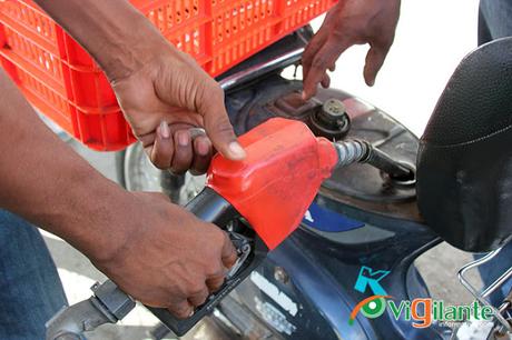 Bajas de precios de las gasolinas, el gasoil y el Gas Licuado.