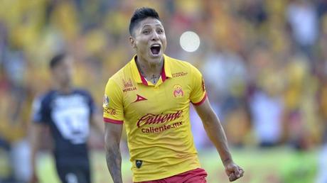 Delantero peruano Ruidíaz a Chivas?