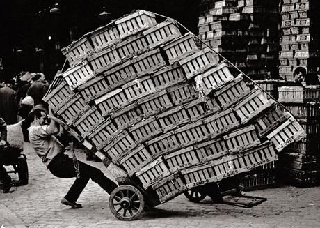 El Born Barcelona 1962 Arena Y Mar Miserachs