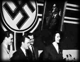 Rosita Serrano participando en un mitin progagandístico nazi.