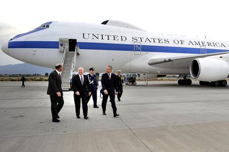 E-4B “Doomsday” el #avion especial anti-ataque #nuclear de Trump (VIDEO)