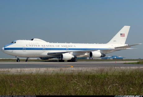 E-4B “Doomsday” el #avion especial anti-ataque #nuclear de Trump (VIDEO)