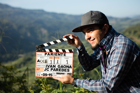 Poyección Especial: Pariente