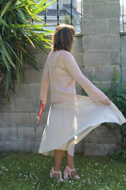 MIS LOOKS - FALDA PLISADA CON TRANSPARENCIAS