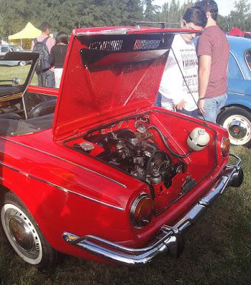 Fiat 800 Spider, convertible de serie