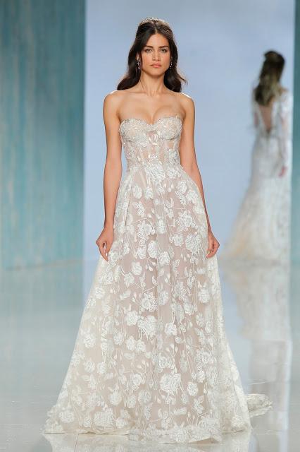 Galia Lahav con su colección Victorian Affinity consigue la máxima expresión del lujo en vestidos de novia visto en la Barcelona Bridal Week