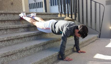 Ejercicios de fuerza en escaleras para ciclistas