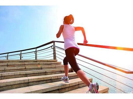 Ejercicios de fuerza en escaleras para ciclistas
