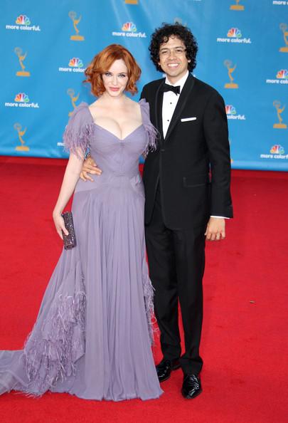 Carta de Christina Hendricks al escritor éste de novelas de espadachines