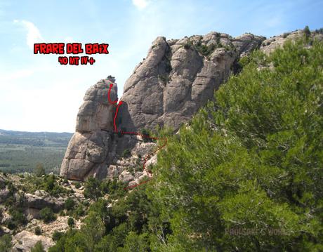 escalando en Montserrat, vía Funcio Clorofílica