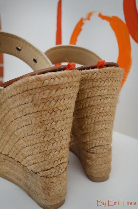iOO by Emi Tasis, sandalias de esparto y accesorios
