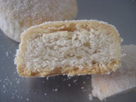 MANTECADOS HOJALDRADOS DE MASA DE PAN