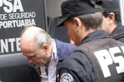 #2x1alosGenocidas la tendencia en Twitter