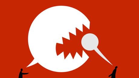 10 signos que indican que te preocupas demasiado por lo que piensan los demás