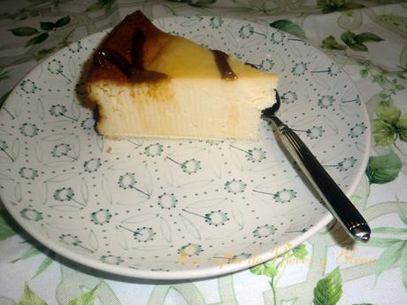 Tarta de queso, manzana y crema de orujo