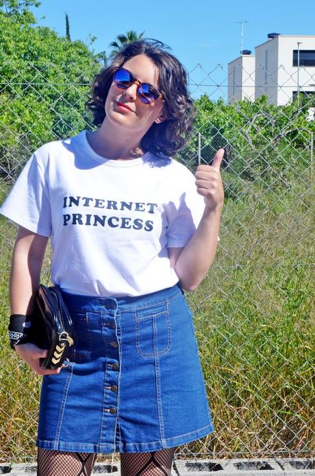 Camiseta con mensaje: Internet Princess