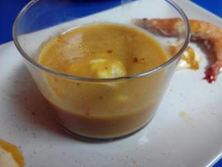 VASO DE BISQUÉ DE LANGOSTINOS CON ALIOLI