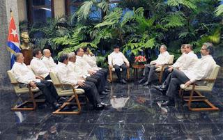 Recibió Raúl Castro a delegaciones de las FARC-EP y el ELN