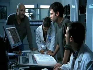 Jugando a matar (2003)