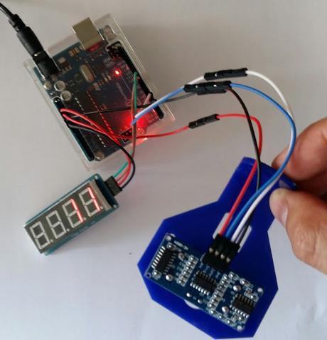 Como crear un medidor de distancia y mostrarlo en un display con Arduino