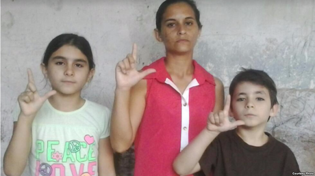 Madre Opositora denuncia discriminación contra sus dos niños en escuela de Holguín Madre Opositora denuncia discriminación contra sus dos niños en escuela de Holguín