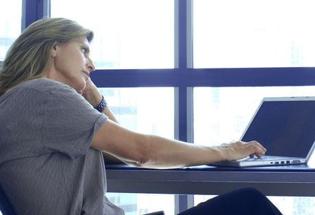 5 hábitos mentales que te impiden pensar con claridad