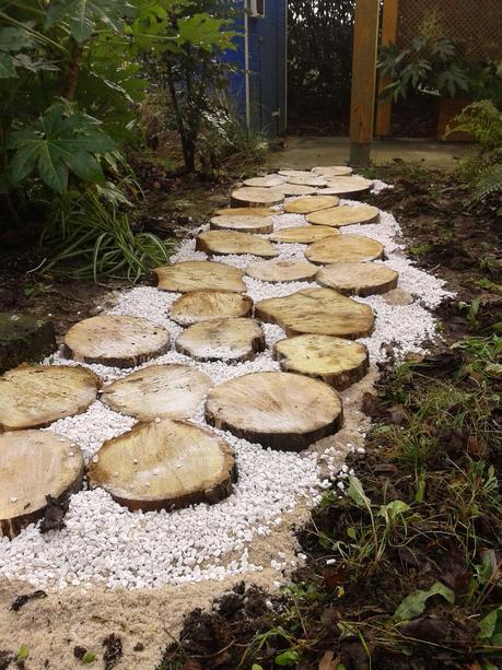 Hacer un camino con círculos de madera
