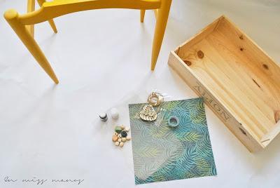 DIY Mesita con bandeja DIY Mesita con bandeja