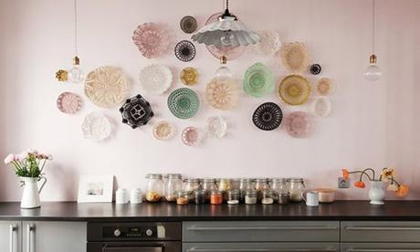 ¿Te atreves a decorar una pared con platos de ganchillo? YO SI