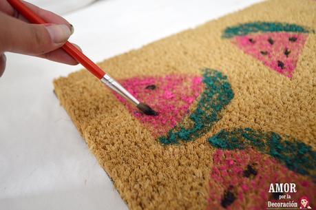 DIY FELPUDO PERSONALIZADO CON DIBUJOS DE SANDÍAS (Nuevo taller en Leroy Merlin Leganés) DIY FELPUDO PERSONALIZADO CON DIBUJOS DE SANDÍAS (Nuevo taller en Leroy Merlin Leganés)