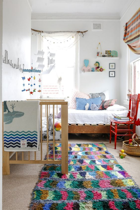 alfombras coloridas para dormitorios infantiles