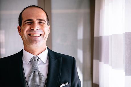 retrato-ventana-novio-fotografia-boda-soria