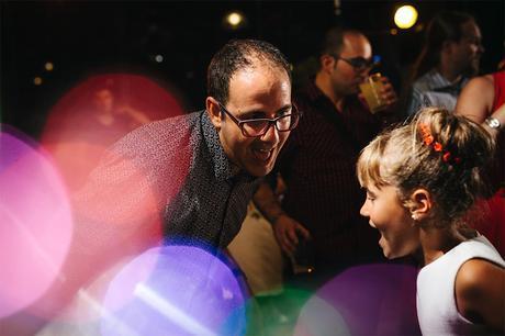 invitados-cantando-fotografia-boda-soria