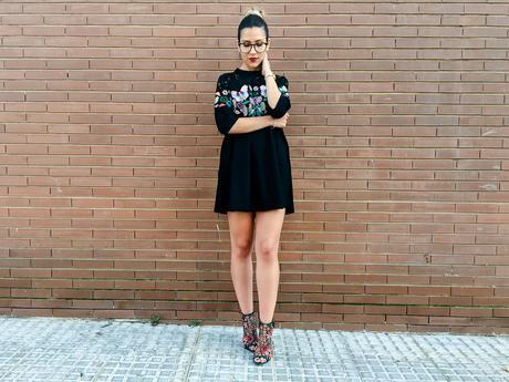 EMBROIDERED BUTTERFLIES