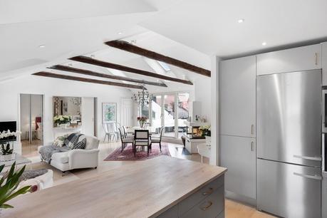 mesa de comedor estilo escandinavo distribución diáfana decoración comedores decoración áticos blog decoración nórdica 