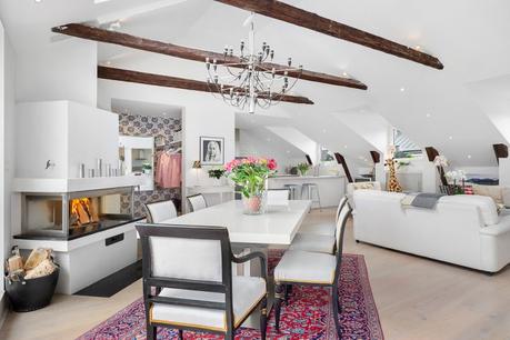 mesa de comedor estilo escandinavo distribución diáfana decoración comedores decoración áticos blog decoración nórdica 