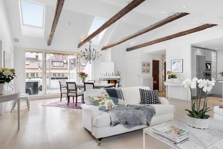 mesa de comedor estilo escandinavo distribución diáfana decoración comedores decoración áticos blog decoración nórdica 