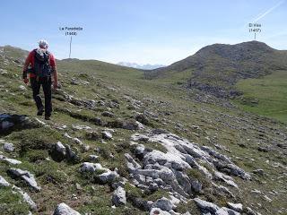 El Val.le Peral-Campa la Soma-La Mesta-Les Mines de Texeo-Llazarandín-L'Abeduriu-La Paradiel.la