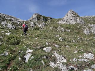 El Val.le Peral-Campa la Soma-La Mesta-Les Mines de Texeo-Llazarandín-L'Abeduriu-La Paradiel.la