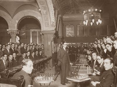 Simultáneas del Dr. Rey en el Ateneu Barcelonès, Barcelona, 31 de enero de 1933 Simultáneas de ajedrez del Dr. Rey en el Ateneu Barcelonès, Barcelona, 31 de enero de 1933