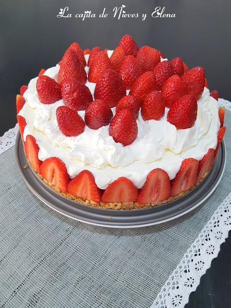 Tarta de queso con fresas