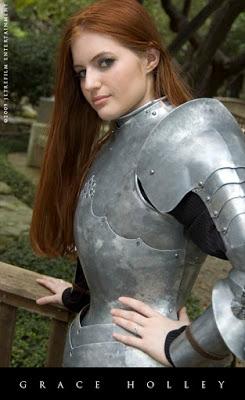 Apología con fotos de las chicas con armaduras de placas completas