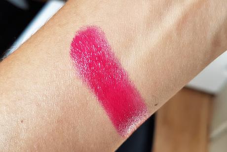 Yves Saint Laurent: Rouge Volupté Shine Lipstick