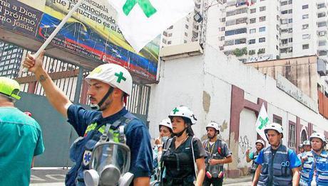 CASCOS BLANCOS SIRIOS EN VENEZUELA. La guarimba como negocio a través de un portal