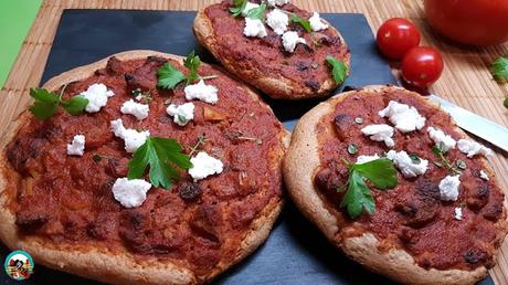Pizzas de espelta y ragú de cordero
